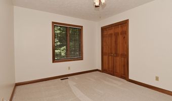 1250 Bur Oak Ct, Avon, IN 46123