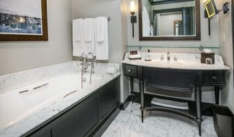 130 Daybreak Rdg Hs716, Avon, CO 81620