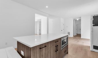 399 SOUTHERN Blvd, Bayville, NJ 08721