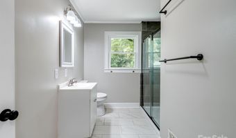 1806 Kingsley Dr, Albemarle, NC 28001