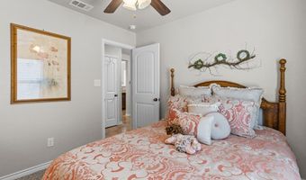 208 Teakwood Dr, Andrews, TX 79714