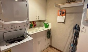 425 Southward Dr, Austintown, OH 44515