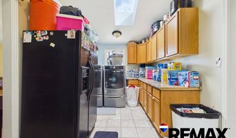 608 Cheyenne St, Basin, WY 82410