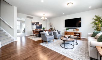 2794 Ashcombe Dr, Ann Arbor, MI 48105