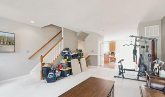 24722 CLOCK TOWER Sq, Aldie, VA 20105