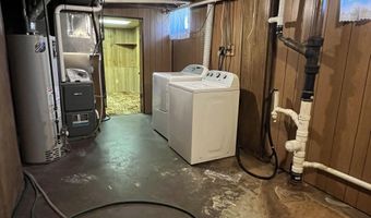 904 D Ave E, Albia, IA 52531