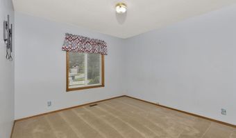 307 Cypress Ct, Andover, KS 67002