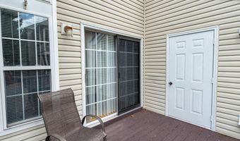 6607 THACKWELL Way 2203, Alexandria, VA 22315