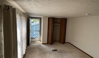 21 S GREEN ACRES Cir, Akron, PA 17501