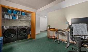530 E MITCHELL Ave, Appleton, WI 54915