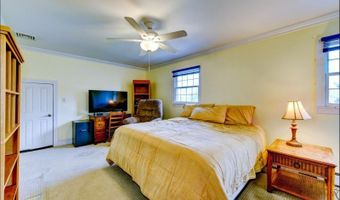25 Carol Dr, Alloway, NJ 07418