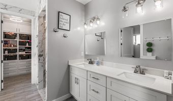 328 Camino Siete Rd SW, Albuquerque, NM 87105