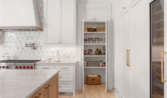 3940 Cottage Park Ct, Alpharetta, GA 30004
