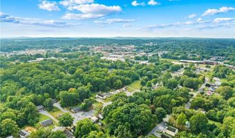 435 Peachtree St, Asheboro, NC 27203