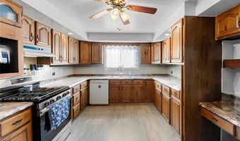 240 Herbert St, Alton, IL 62002