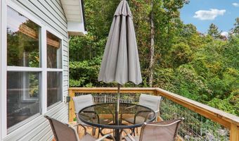 311 Jacks Knob Rd, Barnardsville, NC 28709