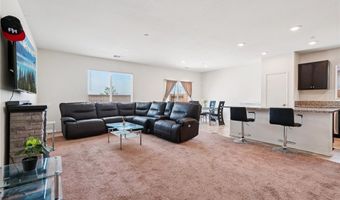 11556 Alisa Dr, Adelanto, CA 92301
