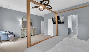 215 Cobblefield Ct, Ballwin, MO 63011