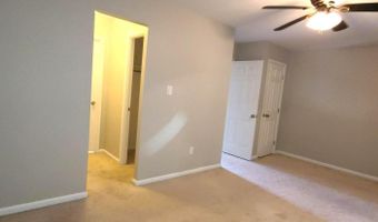 2037 GLEBE Rd, Arlington, VA 22204