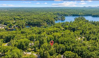 162 Lakeside Oaks Dr, Barrington, NH 03825