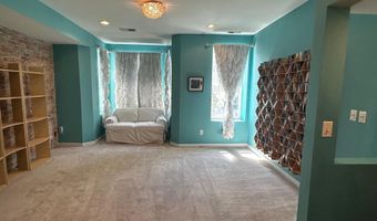1327 HARVARD St NW, Washington, DC 20009