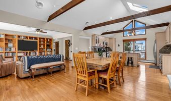259 Cypress Dr, Bayville, NJ 08721