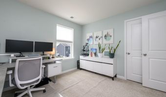15 Half Hitch Rd, Barnegat, NJ 08005