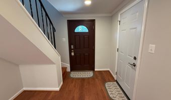 4721 SPRINGBROOK Dr, Annandale, VA 22003