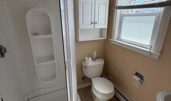 280 Bonnet Point Rd A, Narragansett, RI 02882