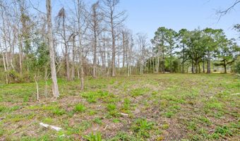 106 Engman Ave, Bay St. Louis, MS 39520