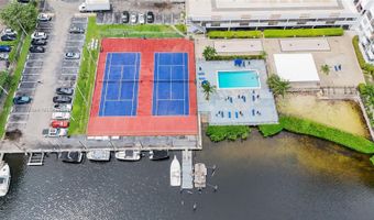 2750 NE 183rd St 607, Aventura, FL 33160