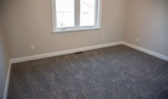2282 Helle Dr, Asbury, IA 52002