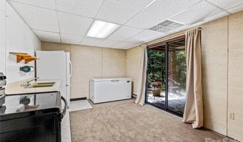5 Hillcrest Rd E, Asheville, NC 28804