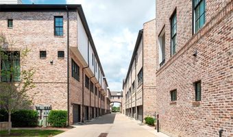 4094 Runyon Rd, Addison, TX 75001