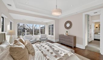 4964 ESKRIDGE Ter NW, Washington, DC 20016