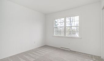 23 Oak Grove Rd, Brookfield, CT 06804