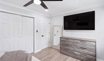 5 Musket Ave, Barnegat, NJ 08005
