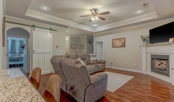 6850 Grace Village Dr, Alexander, AR 72002