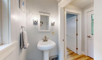 11 Southern Ave, Augusta, ME 04330