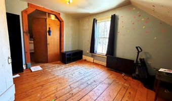 804 S Main St, Bradford, VT 05033
