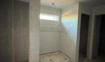 318 Brood Dr, Adkins, TX 78101