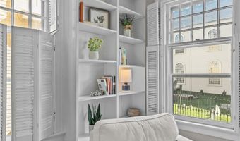48 Church St, Newport, RI 02840