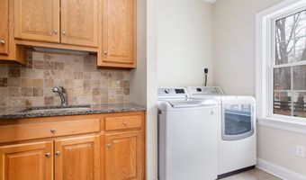 132 Codfish Hill Rd, Bethel, CT 06801