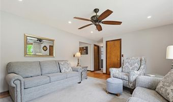 3 King St, Bristol, RI 02809