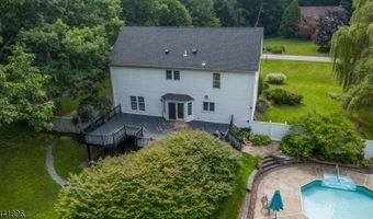 15 Tanglewood Dr, Andover, NJ 07848