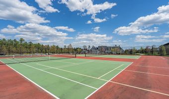 16 RACCOON Ln, Barnegat, NJ 08005