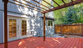 2215 Sunburst Cir, Anchorage, AK 99501