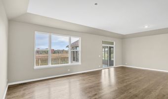 2660 Harnish Dr, Algonquin, IL 60102