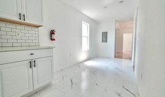 264 Greylock Pkwy 2, Belleville, NJ 07109