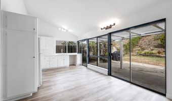 5453 Softwind Way, Agoura Hills, CA 91301